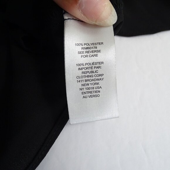 T Tahari Black Mock Neck Ruffle Sleeve High Neck Blouse Top Women Size L - Picture 6 of 9